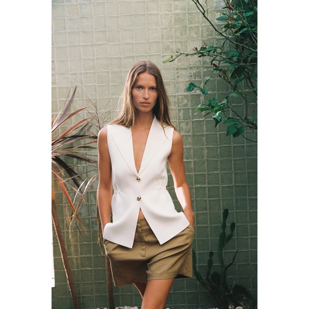 Zara White Knit Waistcoat Vest Gold Button Cinched Sleeveless Blazer Large NWOT